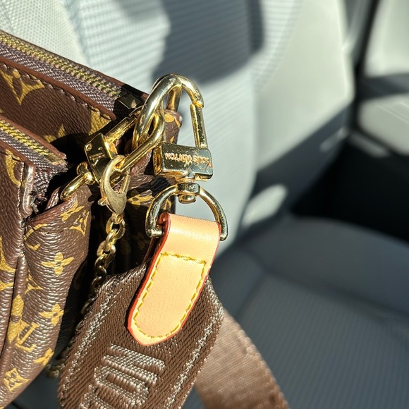 Louis Vuitton Multi Pochette Crossbody Bag - Picture 7 of 9